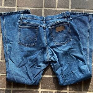 Women’s Wrangler Patch Blue Jeans